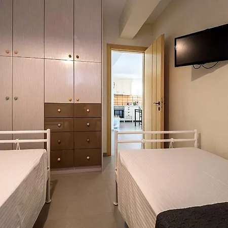 Villa The Cerulean Villa. The Concord Of Blue And Green! Mousata